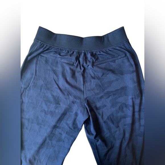 Athleta BROOKLYN ANKLE CAMO PANT size 6/P Navy - Picture 6 of 13